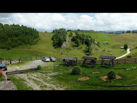 Peisaje de vis la PENSIUNEA CRAI NOU (Șirnea, Munții Piatra Craiului, România)