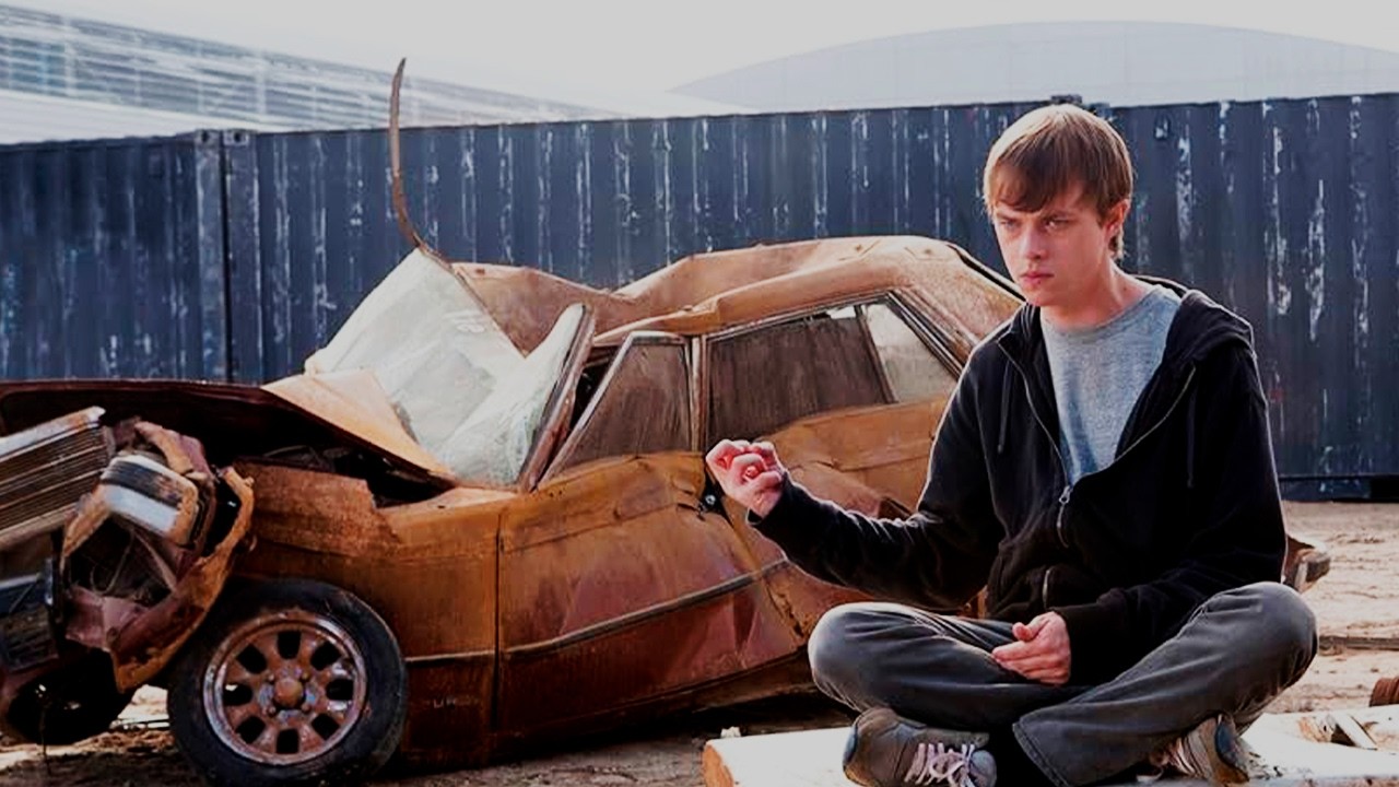 Esses Jovens Encontraram Um Buraco Misterioso e Acabaram Ganhando Superpoderes