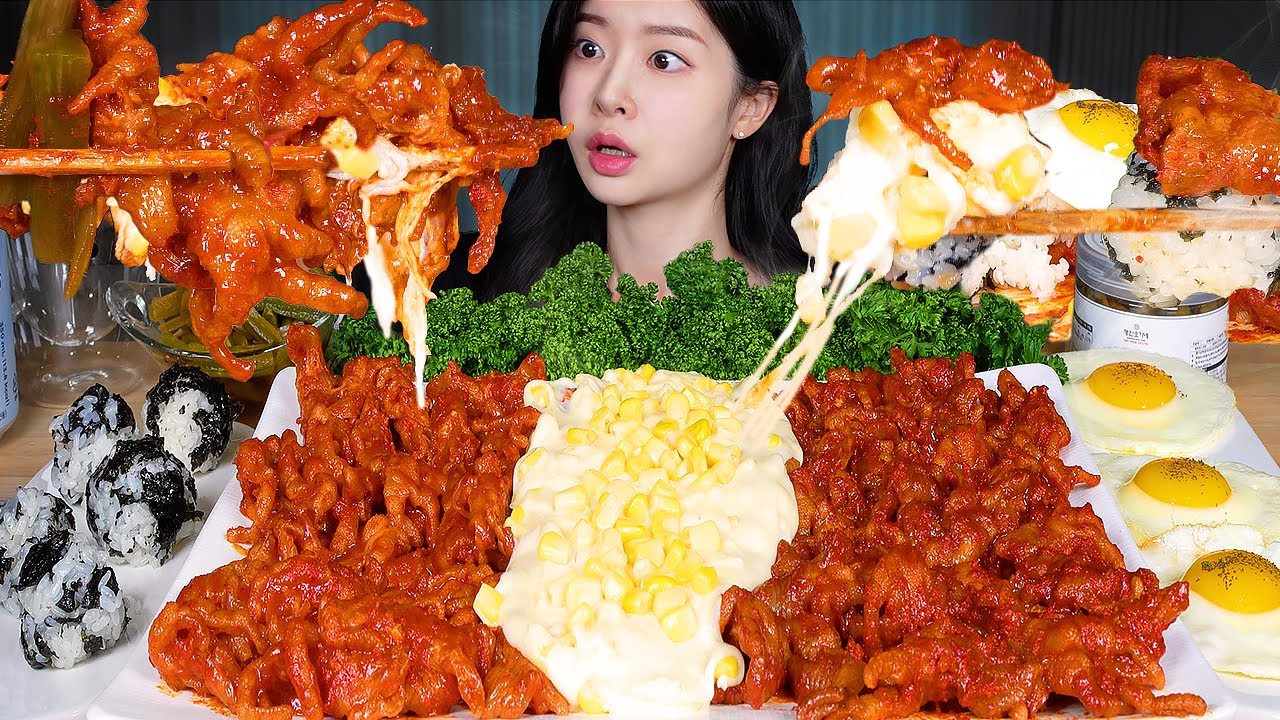 ASMR MUKBANG | 콘치즈폭탄 직화무뼈닭발 🔥🌽🧀 오독오독 궁채장아찌 & 주먹밥 & 밥까지 넣고 비벼먹기 먹?