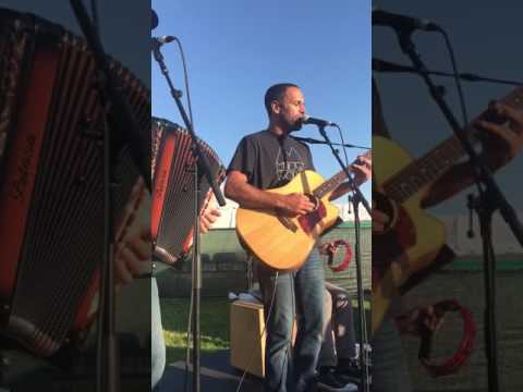 Girl I wanna lay you down