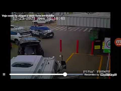 Disfarçados de Policiais bandidos roubam carro forte.