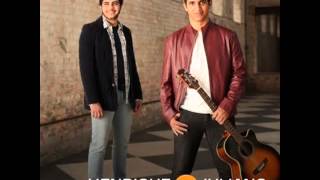 Henrique e Juliano - É Tudo Emprestado (Part. Marcos e Fernando)
