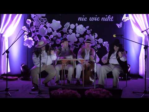 Dzień Kobiet w Inowłodzu po góralsku część 5 - Grupa Mozarta