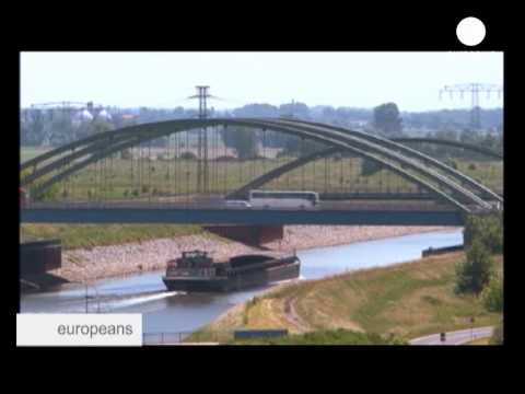 euronews europeans - Shifting cargo from road to water