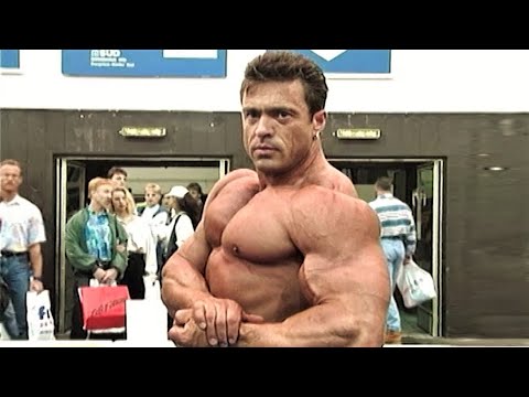 German Mister Universe Lutz Wilke Posing, Pumping at FIBO