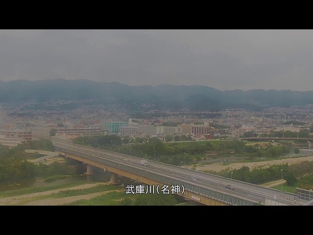 武庫川（名神高速道路、西宮市街、六甲山系）