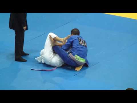 Sean Coates vs Thomas Keenan - IBJJF European Open 2016 - Purple Adult - Middle
