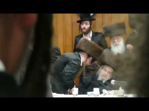 Kvutza Kvittel Received By The Belzer Rebbe - Adar II 5782