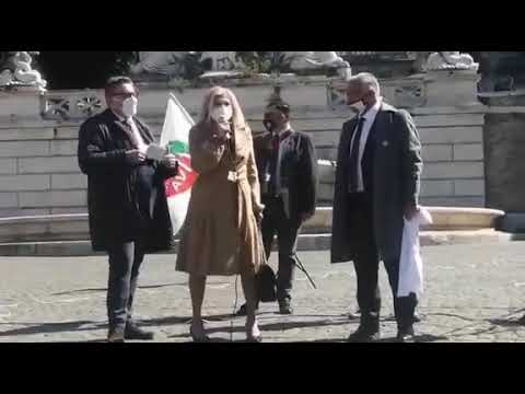 Sandra Milo alla protesta mondo delle Partite IVA