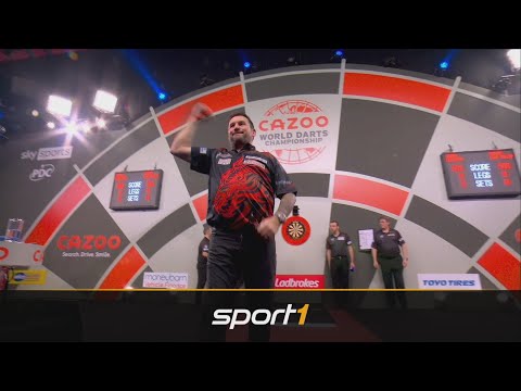 Furios weiter! Clayton untermauert Titel-Ambitionen | SPORT1 - DARTS WM 2023