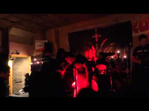 Black Tears - Paraiso Muerto (Dead Paradise) [Live @ Don Pedro Bar, NY - 01/12/2013]