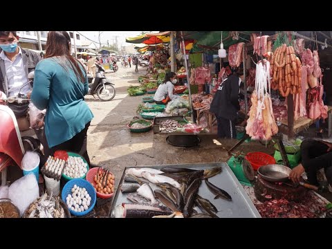 Morning Street Food at Phsa Sam Hann - Walking Tour Around Sam Hann Market @ Tuol Sangkae