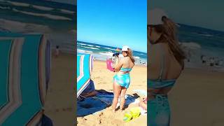 🇿🇦I walked Umhlanga beach in KZN #beach #viralvideos #travelvlog #beachvibes