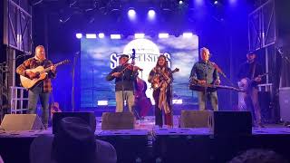 Sierra Hull &amp; The Infamous Stringdusters, "What Do You Say", Live at Suwannee Hulaween, 10/30/25