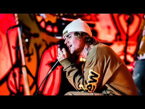 Wizkid - Essence ft Justin Bieber, Tems ( Official Music Video )