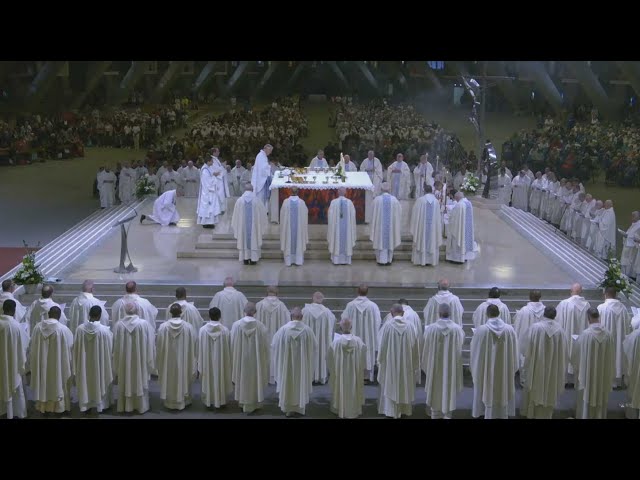 Messa internazionale da Lourdes presieduta dal Vescovo Michele