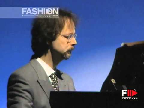 Fashion Show "Patrizia Pieroni" Haute Couture Women Spring Summer 2003 Rome 1 of 7