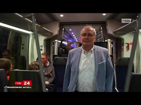 Neuer Tesla Giga Train Werkszubringer Verkehr eröffnet 04.09.2023 Berlin Brandenburg