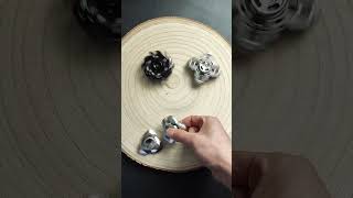 Rotating collision!  It’s so interesting #fidgetspinner #gyroscope #metal #edc