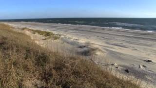 preview picture of video 'Hatteras Island Beach Report - 1.7.13 - Waves NC'