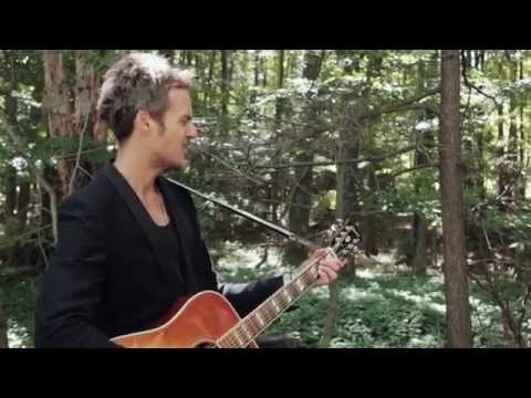 Garden Sessions: Charlie Mars - "Danger Danger" - Radio Woodstock 100.1 - 9/23/14