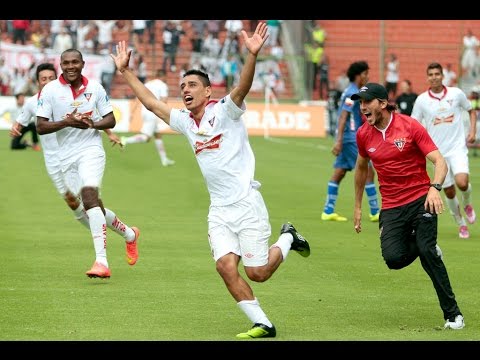 Golazo Jonathan Ramis para Liga de Quito de mas de 60 metros