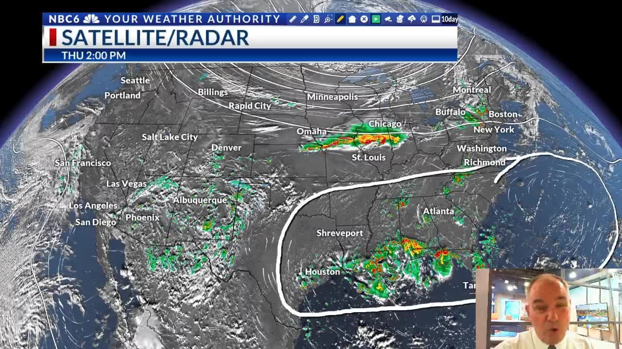 Rain chances increase and temperatures decrease this weekend (Afternoon Update)