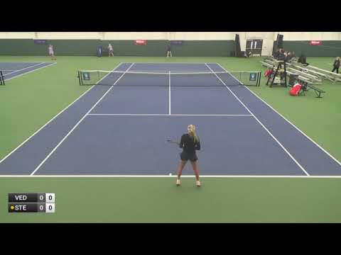 Vedder Eva v Stearns Peyton - W60 Rome