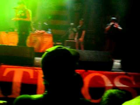 Racionais- Festa 34 Anos Os Fanáticos.MOV