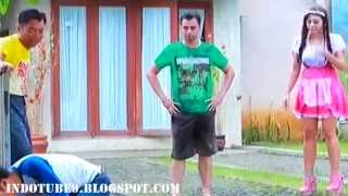 [LUCU] Celana Raffi Ahmad Diplorotin @ Raden Ayu 1 September 2015 - Part 5