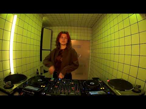 Ved Siden Af - Neri J / December 8 / 6pm-7pm