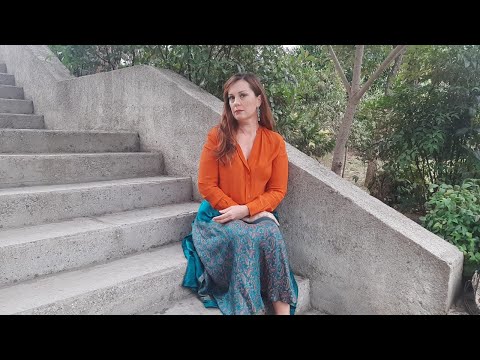 Vitrina e Librit/ Dhomat pa mure - Arta Marku; “Idhujt s’duhen prekur