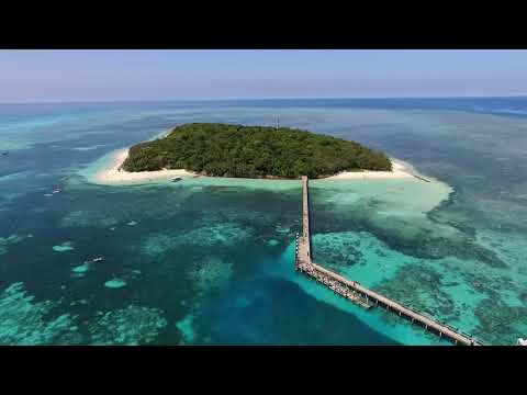 Big Cat Green Island Reef Cruises - Island Paradise only 45mins from Cairns