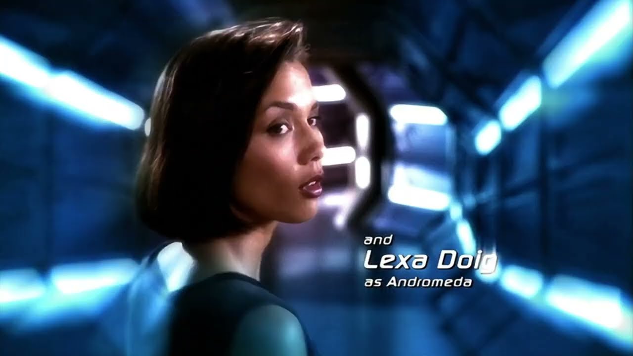 Gene Roddenberry's Andromeda Season 1 Opening - YouTube