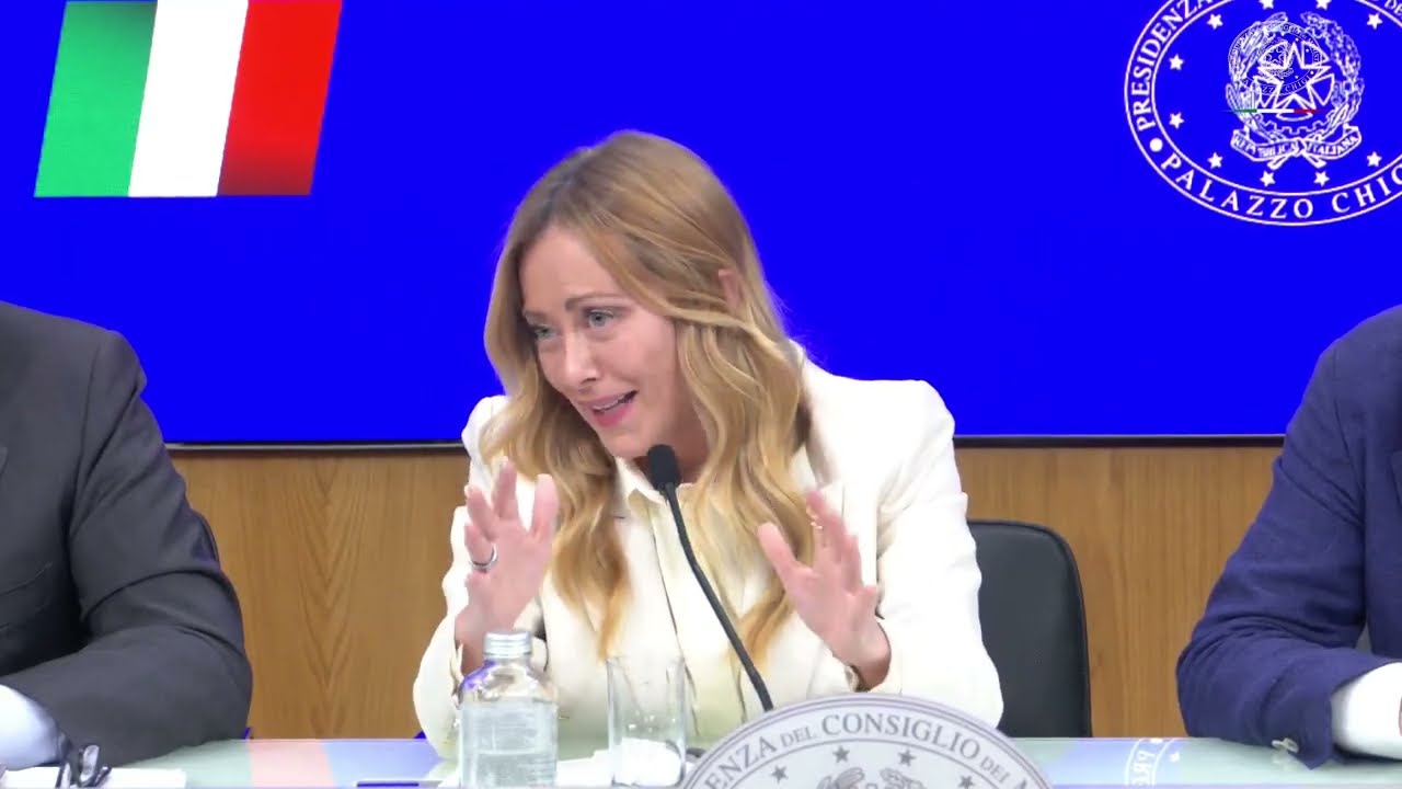 MELONI: «SOSTEGNO FERMO ALL'UCRAINA PER LA PACE: NESSUN CAMBIO DI LINEA NELLA MAGGIORANZA»