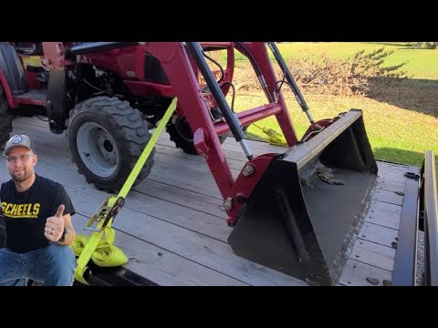 HOW I STRAP DOWN TRACTOR FOR TRANSPORT