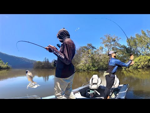 2 Days On A Giant River - Youtube Fishermen VS Pro Anglers