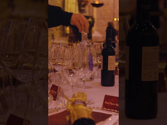Vídeo relacionado con Widdop and Co Warner Bros Harry Potter Alumni Bolsa de almuerzo Gryffindor