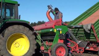 preview picture of video 'John Deere 6610  2010 seeder Irtem  CanAgro Pronar Bayachevo'