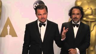 The Revenant: Leonardo DiCaprio and Alejandro G. Iñárritu Oscars Backstage Interview (2016) video
