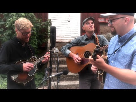 Zetterlund, Griffin, Kozák ~ Eight More Miles To Louisville