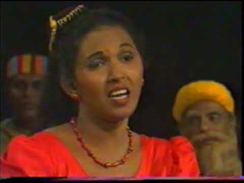 Dikthla Kalagola Naadagama - Sinhala Stage Drama