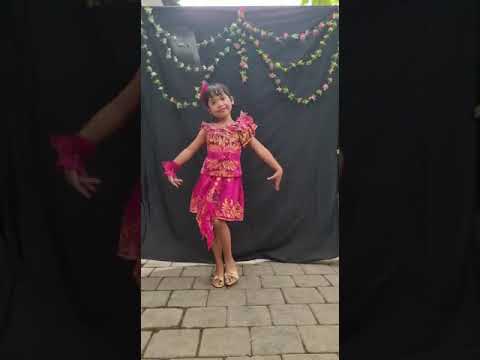 Lala : (cover) suksma ibu @GriyaPrestasiBali