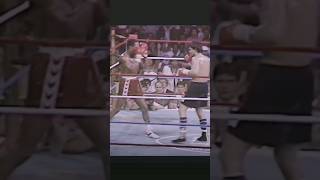 Roberto Duran Vs Davey Moore - Hands of Stone at His Nastiest 💥 #boxing