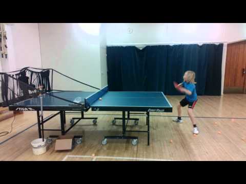 Alex and pingisrobot.mp4