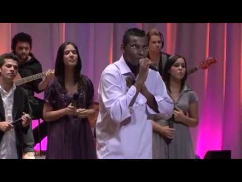 Família Soul - Usa minha voz  (Ao Vivo)