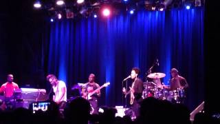 Robert Glasper Experiment &quot;Calls&quot; (Live) featuring Algebra