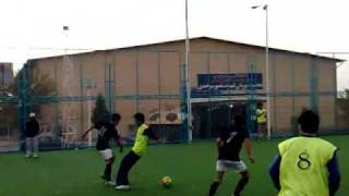 preview picture of video 'Isfahan Medical Students-Mehr 85 Vs Mehr 87 Football Team HQ!!'