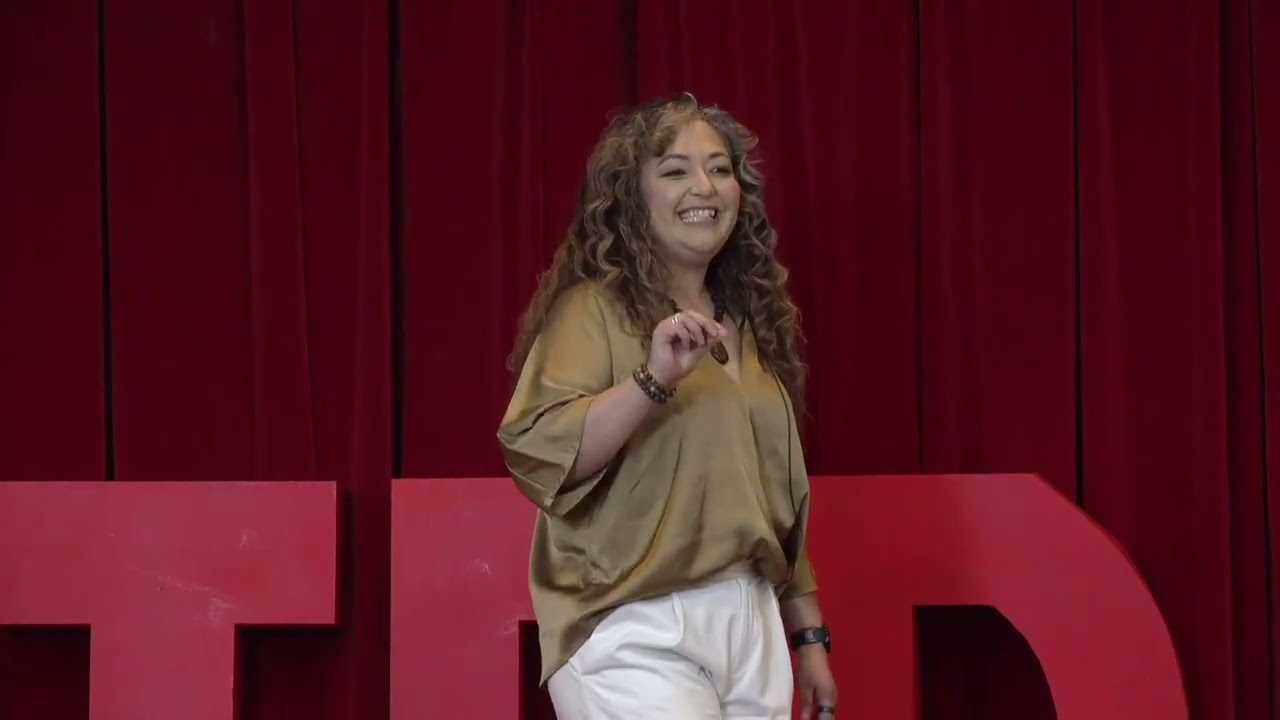 La Lengua del Trauma: Por Qué el Idioma Importa al Sanar  | Liliana Baylon | TEDxWilmingtonSalon