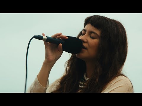 Sofia Reyes - De To' - Garage Sessions from Casa Bresh